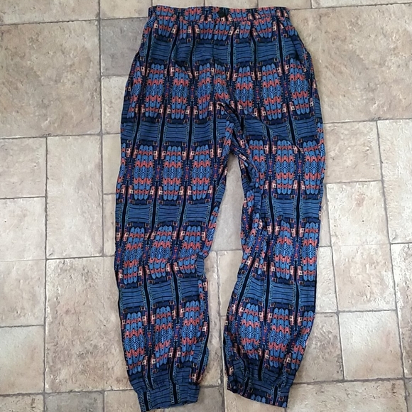 Cool Zig Zag Stretch Pants Size Medium - Picture 1 of 3